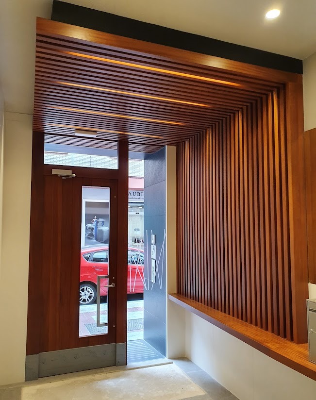 Portales Contemporaneos Ebanisteria KIMER 