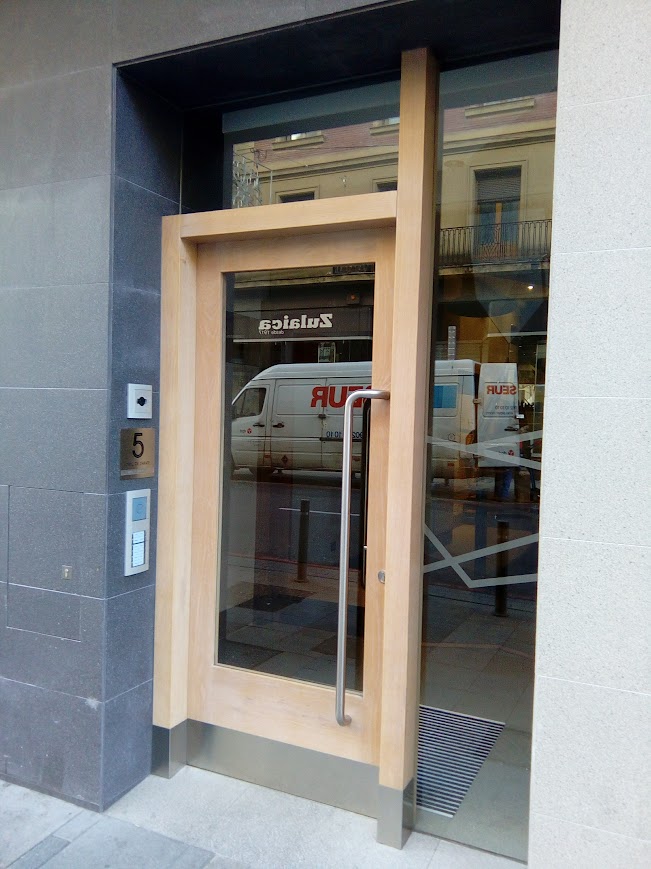 Portales  Ebanisteria KIMER Carpinteria de Maderas Claras 