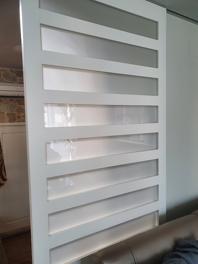 Puertas Interior Exterior. KIMER Ebanistería Carpintería