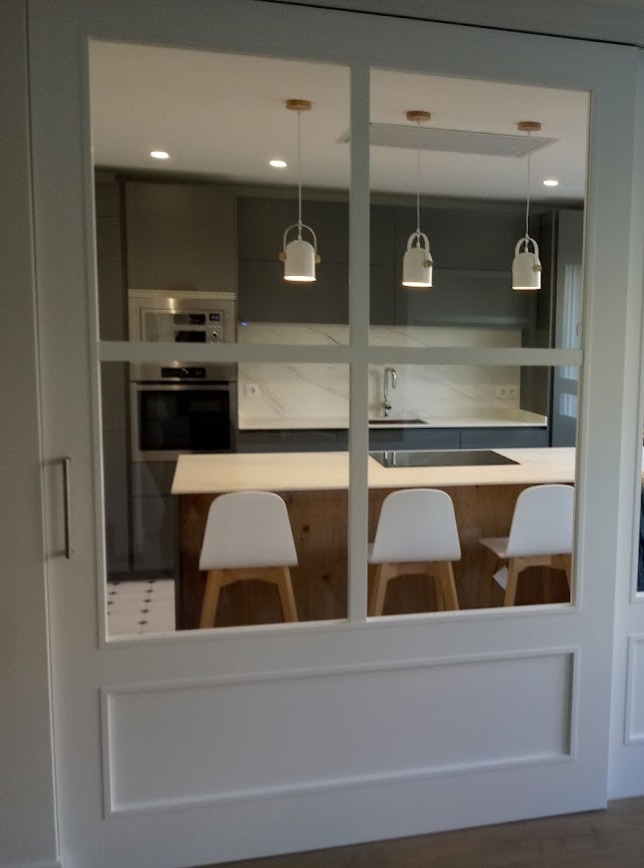 Puertas Interior Exterior. KIMER Ebanistería Carpintería