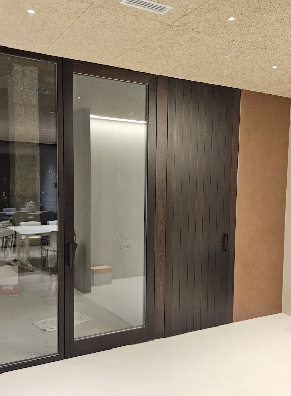 Puertas Interior Exterior. KIMER Ebanistería Carpintería